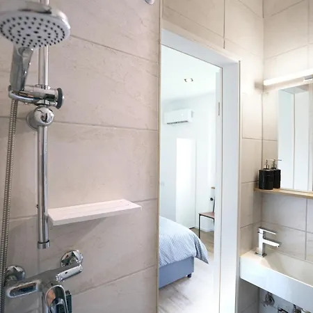 Be Easy In Selva Locarno